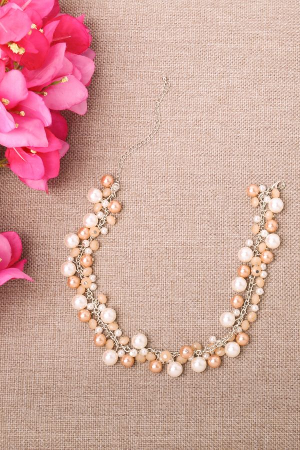 SHORT TWISTED PEARL NECKLACE