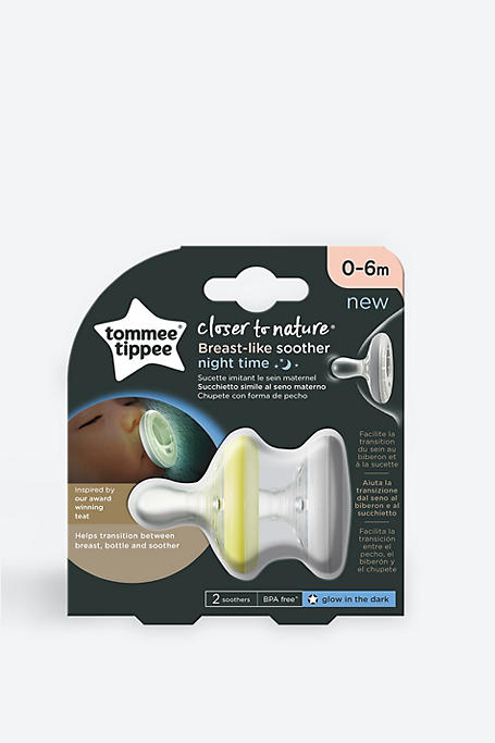 Tommee Tippee Night Time Breast-like Soother 2 Pack 0-6 Months