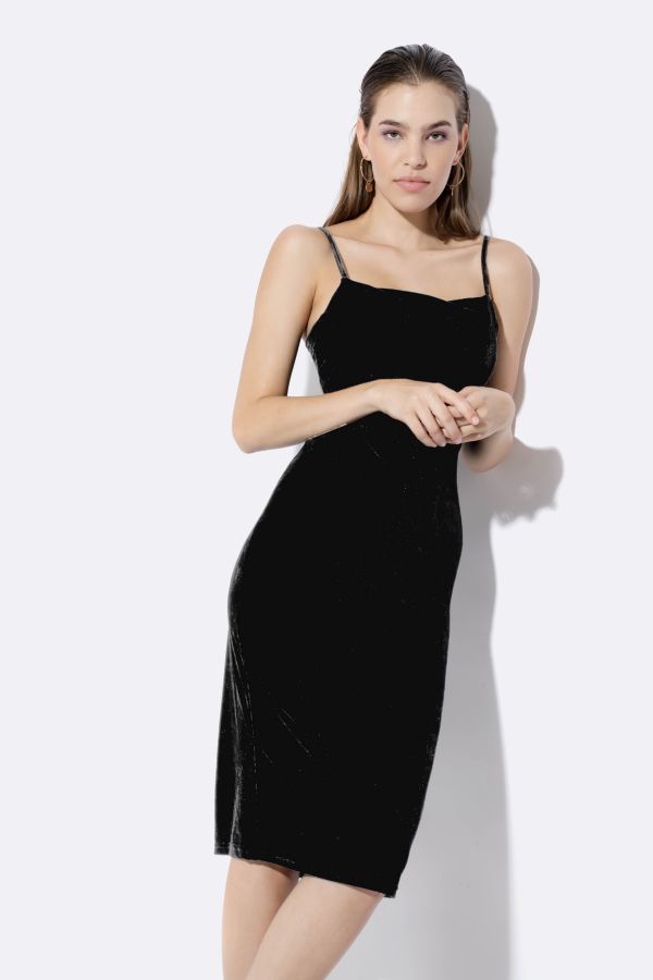beautiful black dresses at mr price