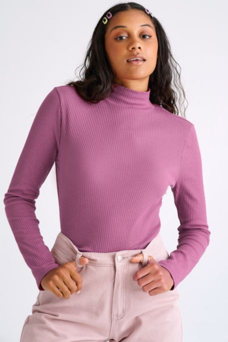 Ribbed Turtle Neck Top 