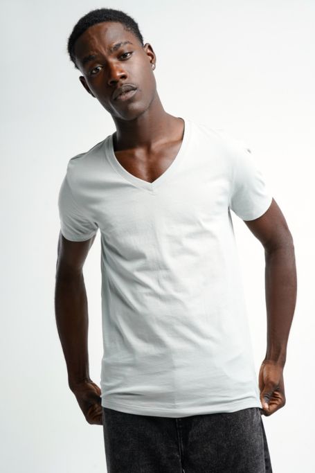 Mr Price | Men’s casual t-shirt | Crew, Vneck, turtle neck and regular ...