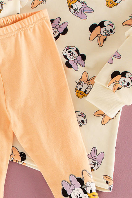 Minnie Mouse Pullover And Leggings