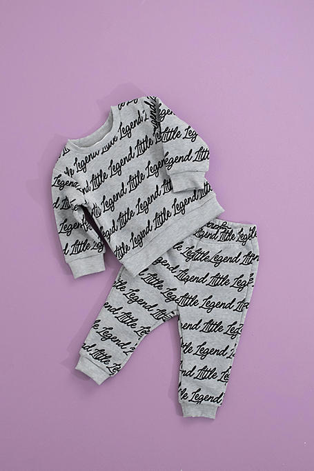 Printed Pullover And Joggers Set