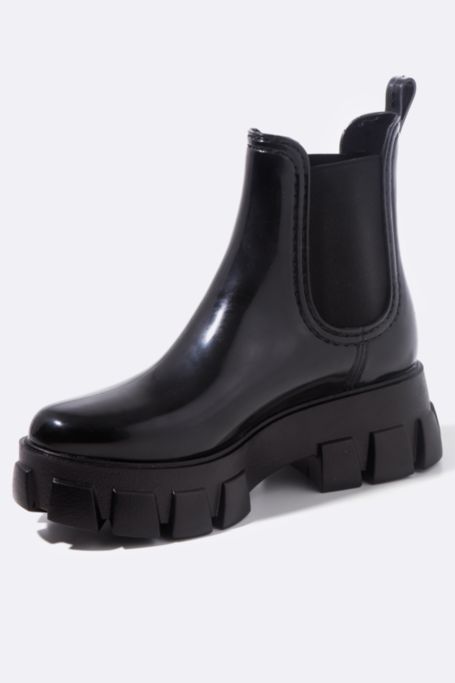 chelsea boots mr price