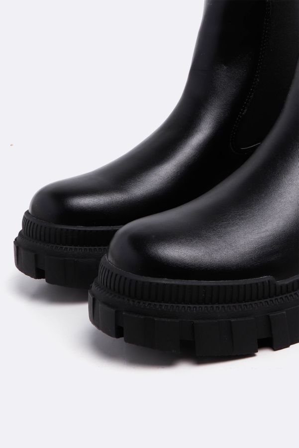 chelsea boots mr price