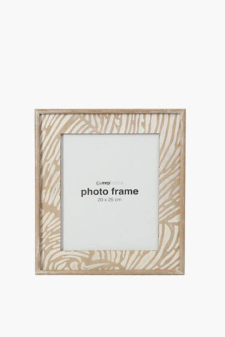 Shelly Wooden Frame, 20x25cm