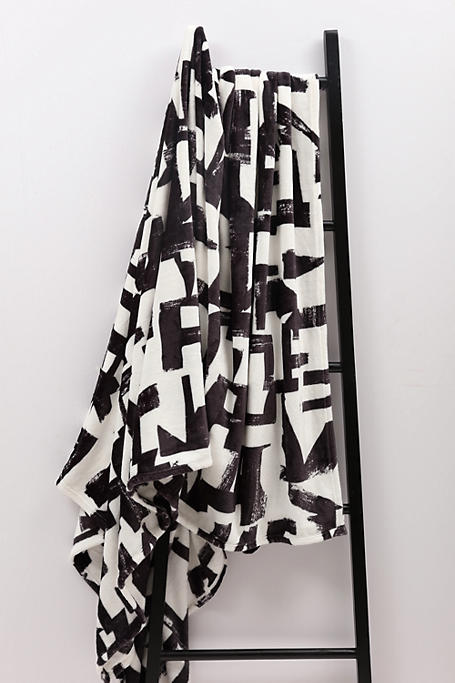 Super Plush Urban Shapes Blanket, 200x220cm