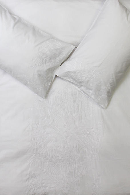 Cotton Embroidered Classic Leaf Duvet Cover Set