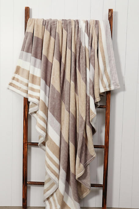 Super Plush Stripe Blanket 200x220cm