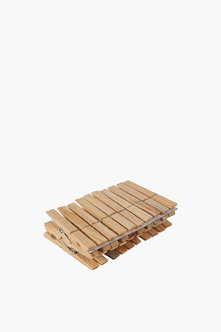 20 Wooden Pegs
