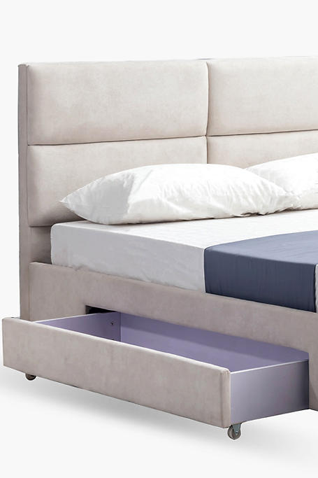 Upholstered Queen Bed With Storage Box